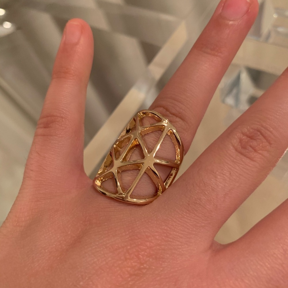 Ring